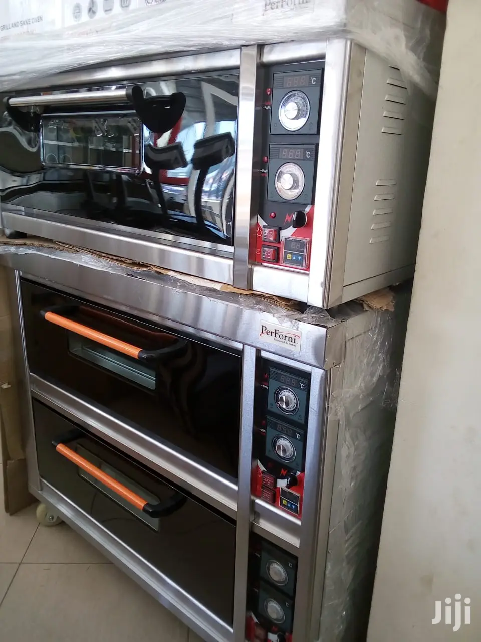 Single Deck Electric Oven Imported Double Trays On-Top
