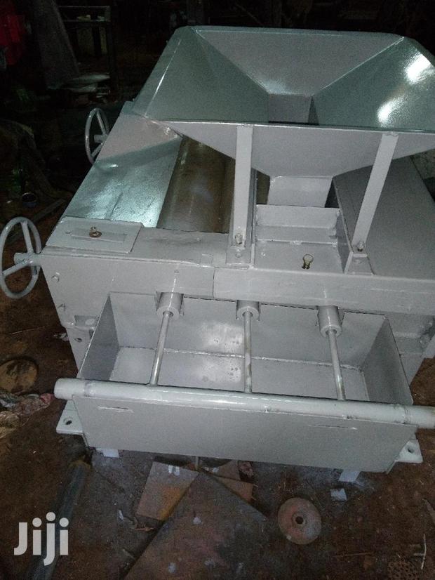 Soap Roller Mill Machine (Tripple Roller-Tsm) - thumbnail 2