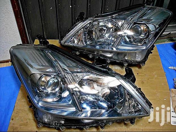Toyota Crown Xenon Headlights