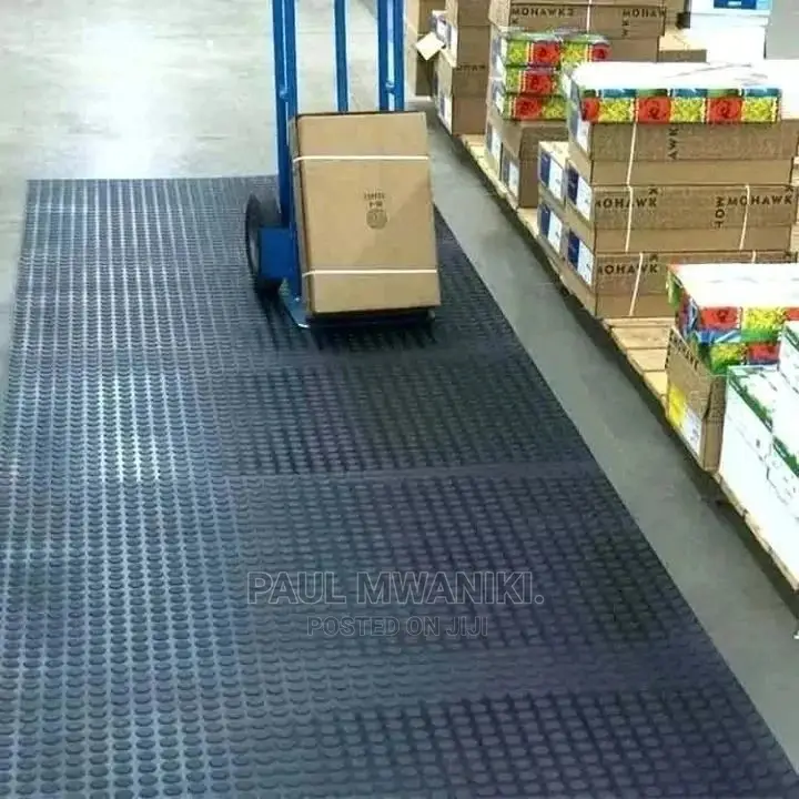 Coin Rubber Mat/ Round Studded Rubber Mat