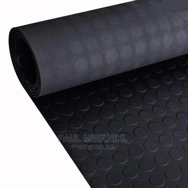 Antislip Studded Rubber Floor - main view