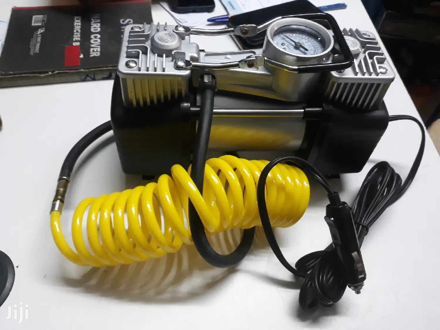 2 Cylinder Car Tire Inflator Air Compressor