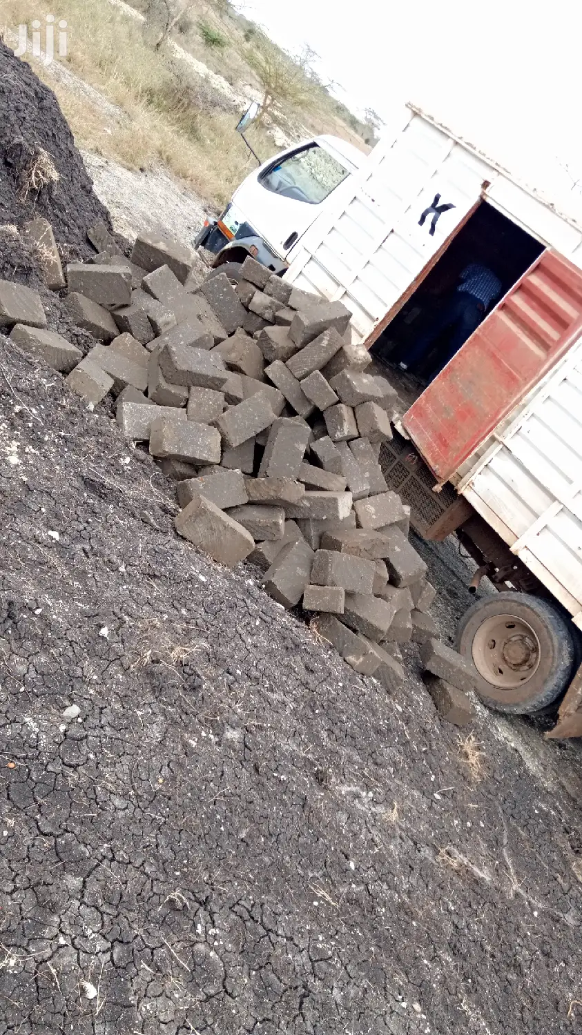 6*9 Machine Cut Stones,At Shs.45
