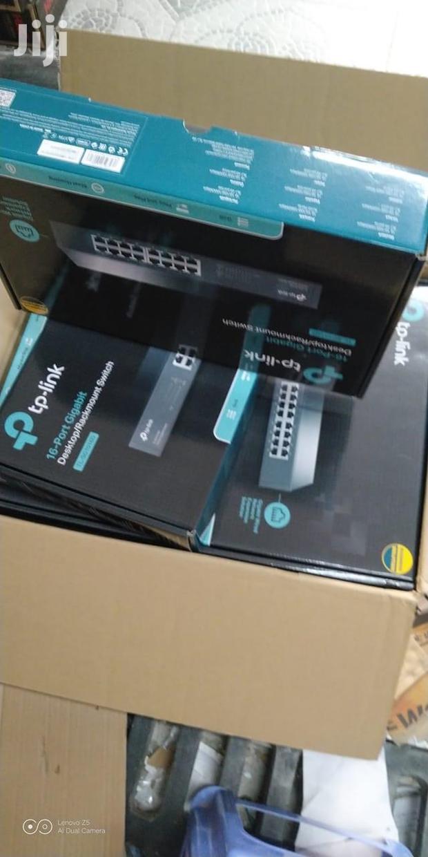 TP Link TL-SG1016 16-Port Gigabit Rackmount Switch - main view