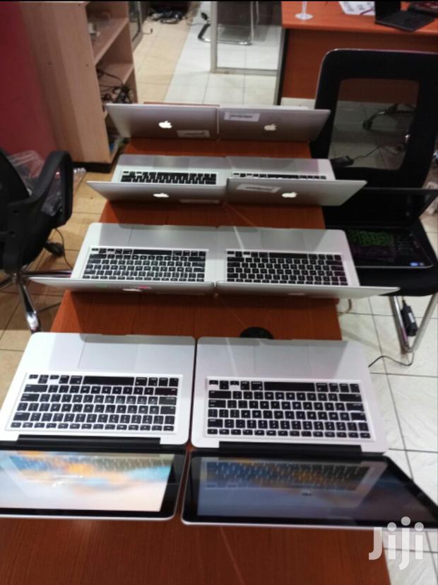 Apple Macbook Air - main view