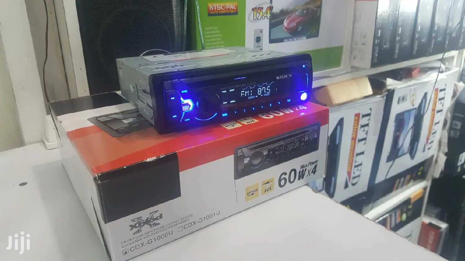 G-1000U Car Sony Radio With Usb/Dvd/Auxilliary Cable...
