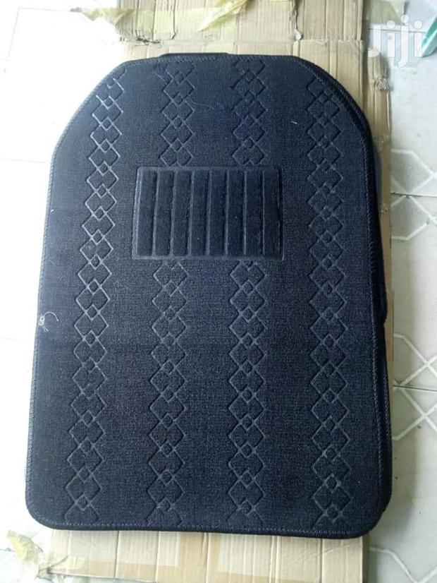 Woolen 5pcs Universal Mats - main view