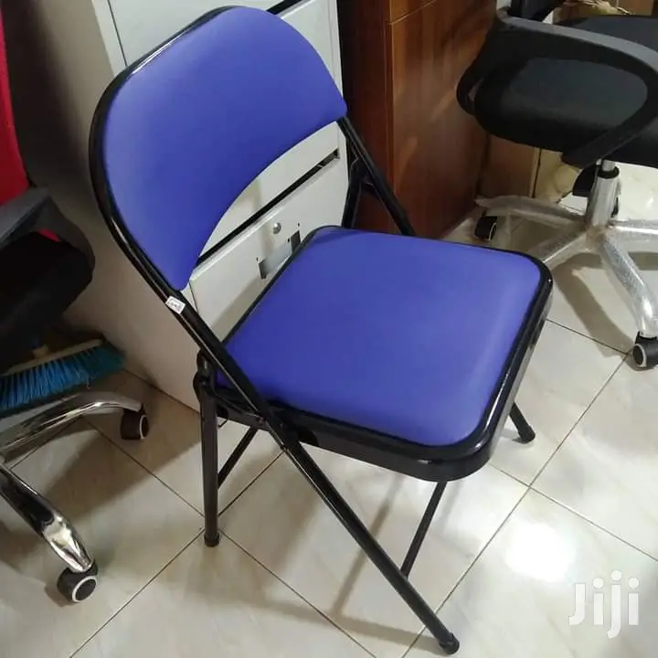 Foldable Blue Chair