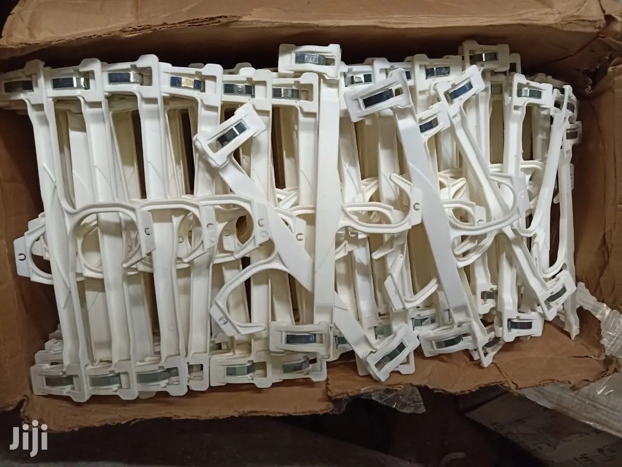 Plastic Hangers For Sale