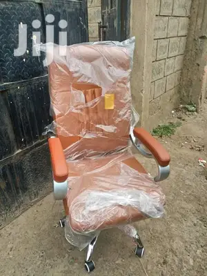 Exclusive Office Seat