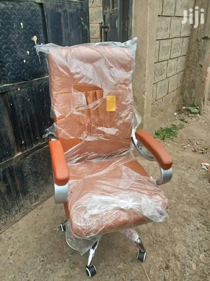 Exclusive Office Seat