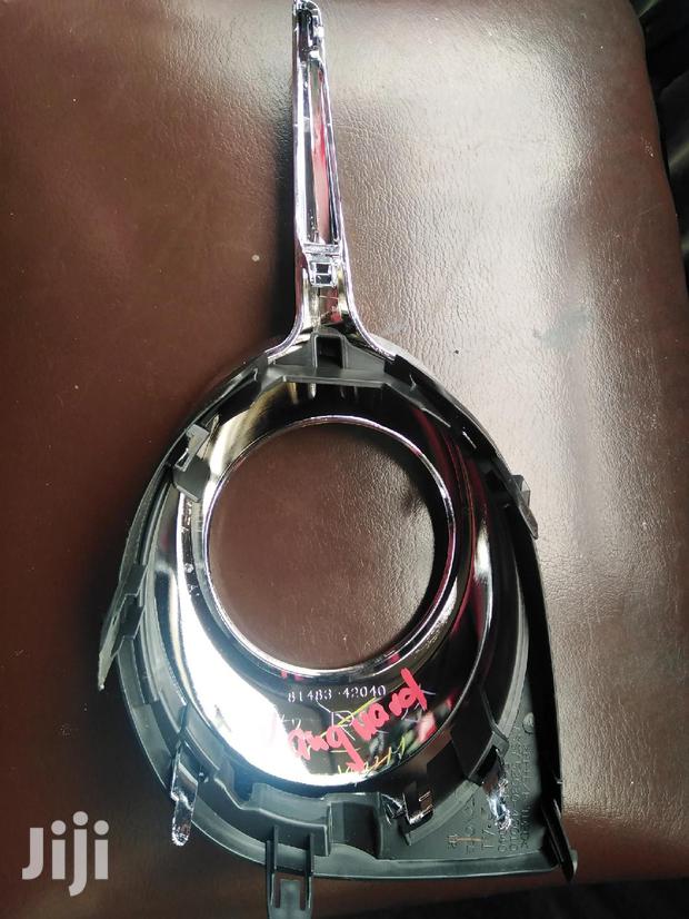 Toyota Vanguard Bumper Foglight Cover