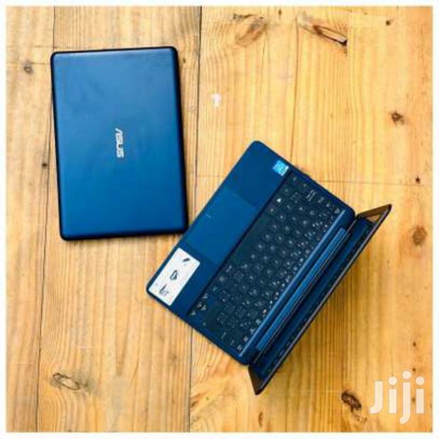 Laptop Asus 4GB Intel Pentium HDD 320GB - thumbnail 3