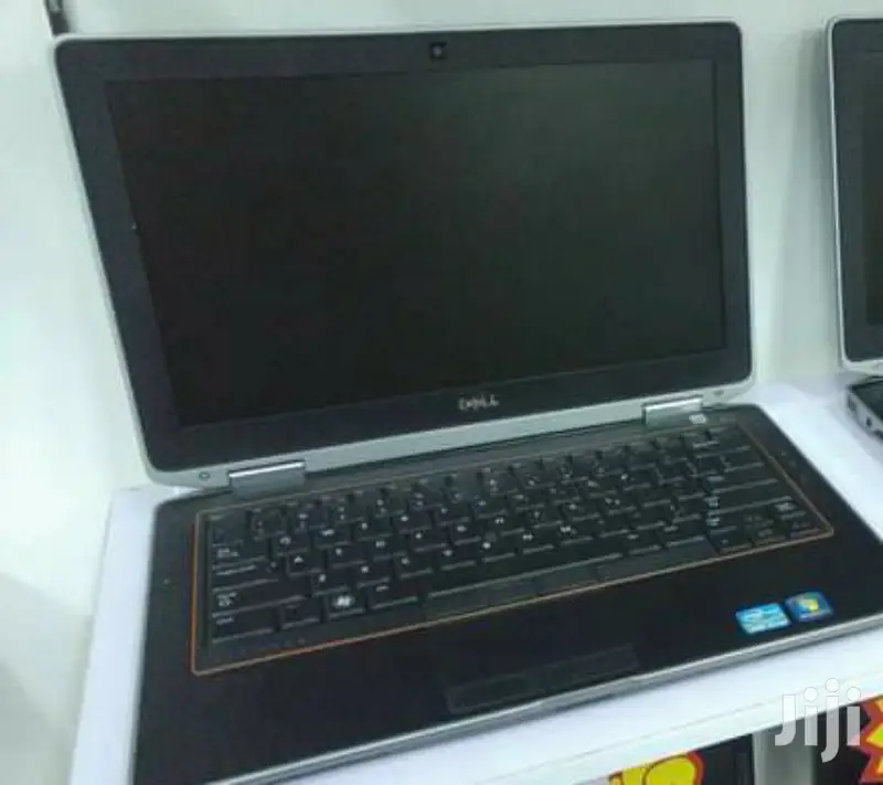 Laptop Dell Latitude E6320 4GB Intel Core i5 320GB
