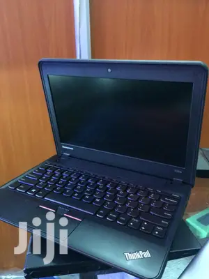 Laptop Lenovo ThinkPad X131e 4GB Intel Core I3 HDD 320GB
