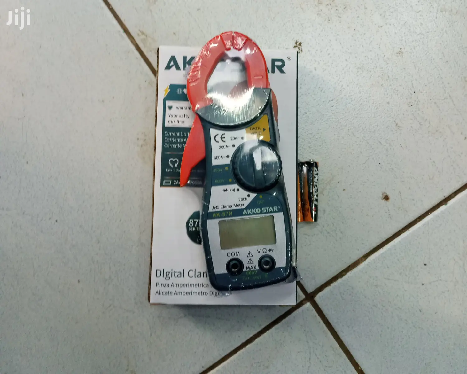 Digital Clamp Metre
