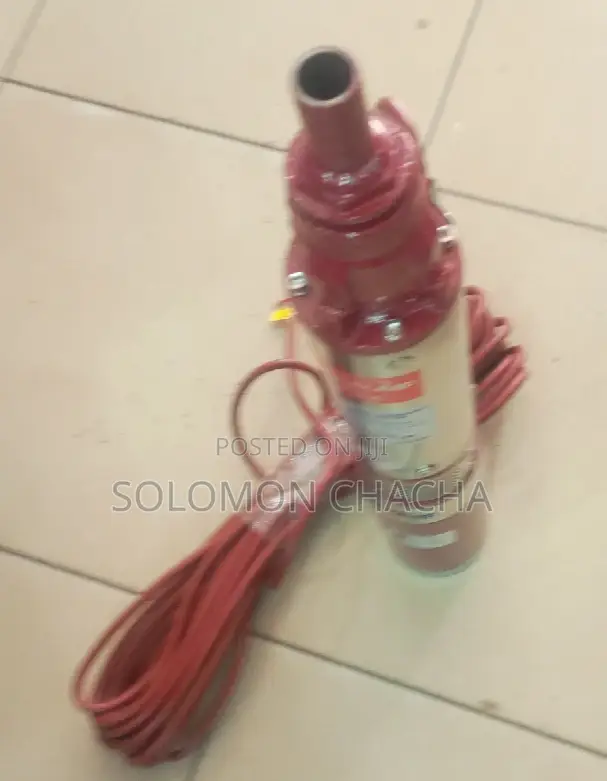 Submersible Solar Water Pump Direct Connection to Solar 50m