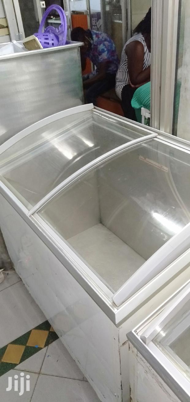 Display Freezer - thumbnail 2