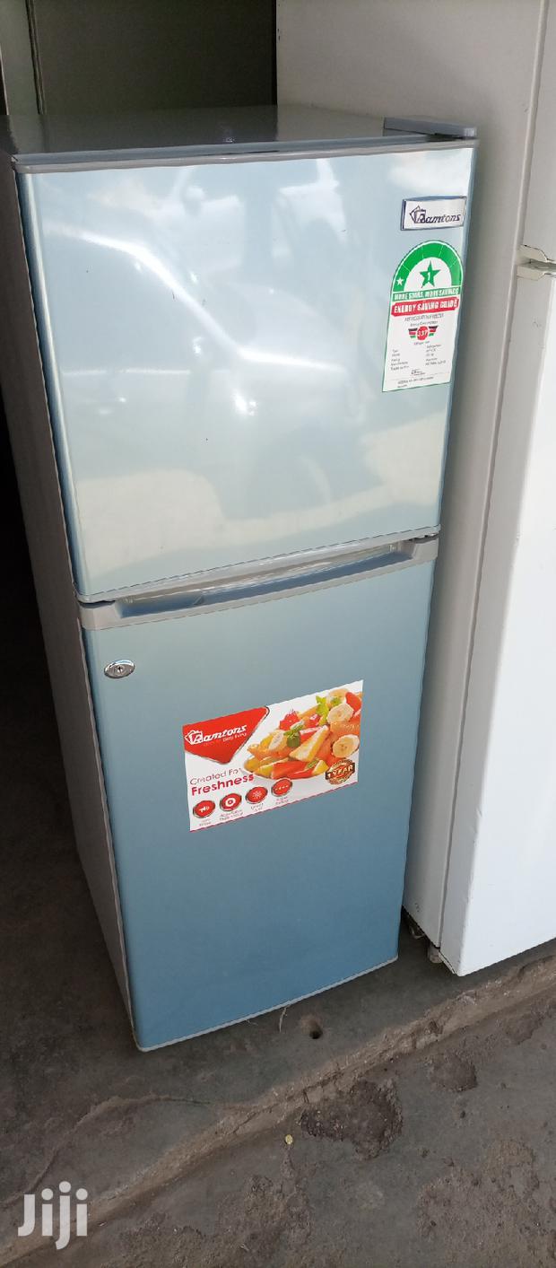 Mini Fridge - thumbnail 4