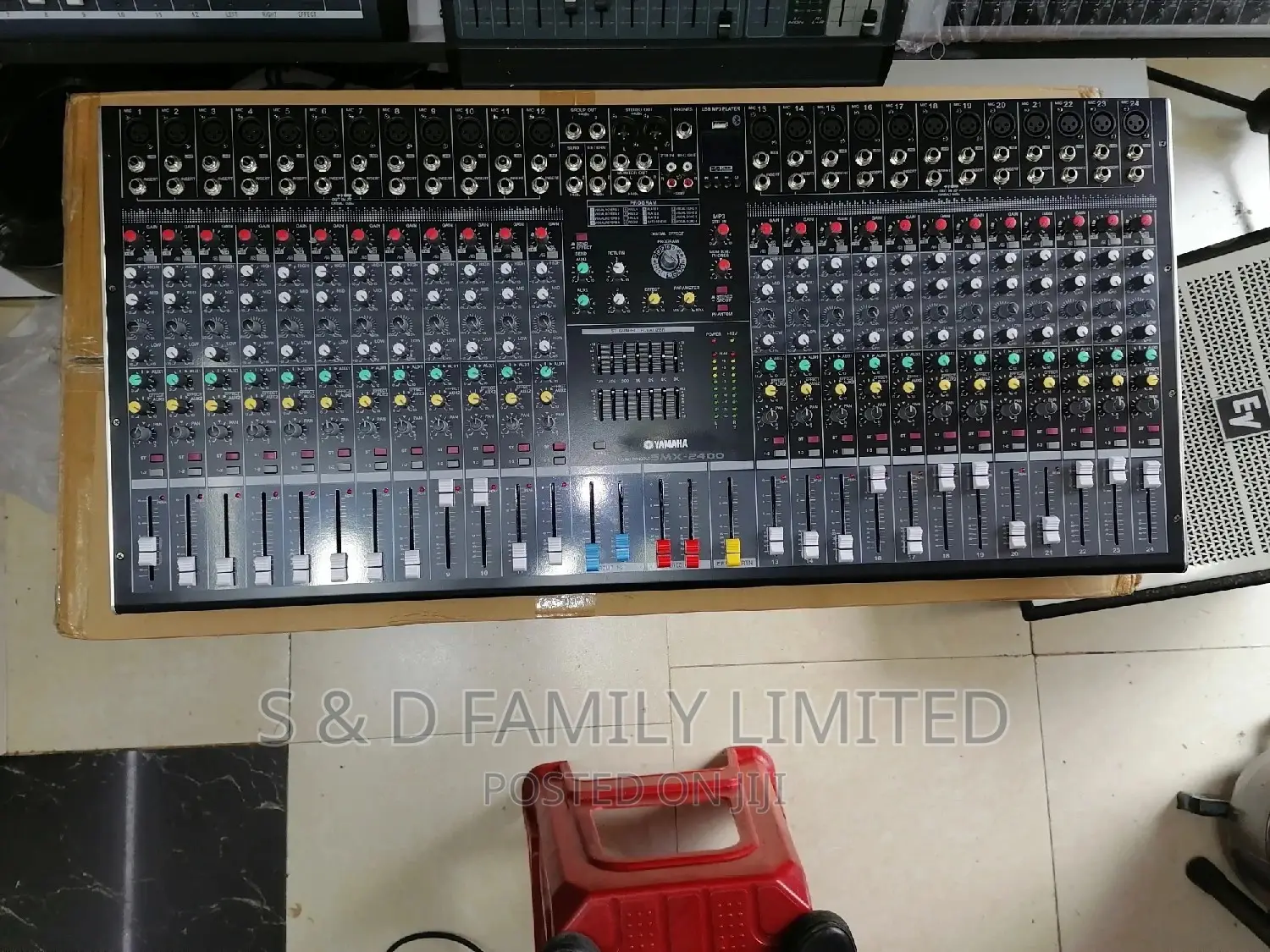 Yamaha 24 Channels Plain Mixer