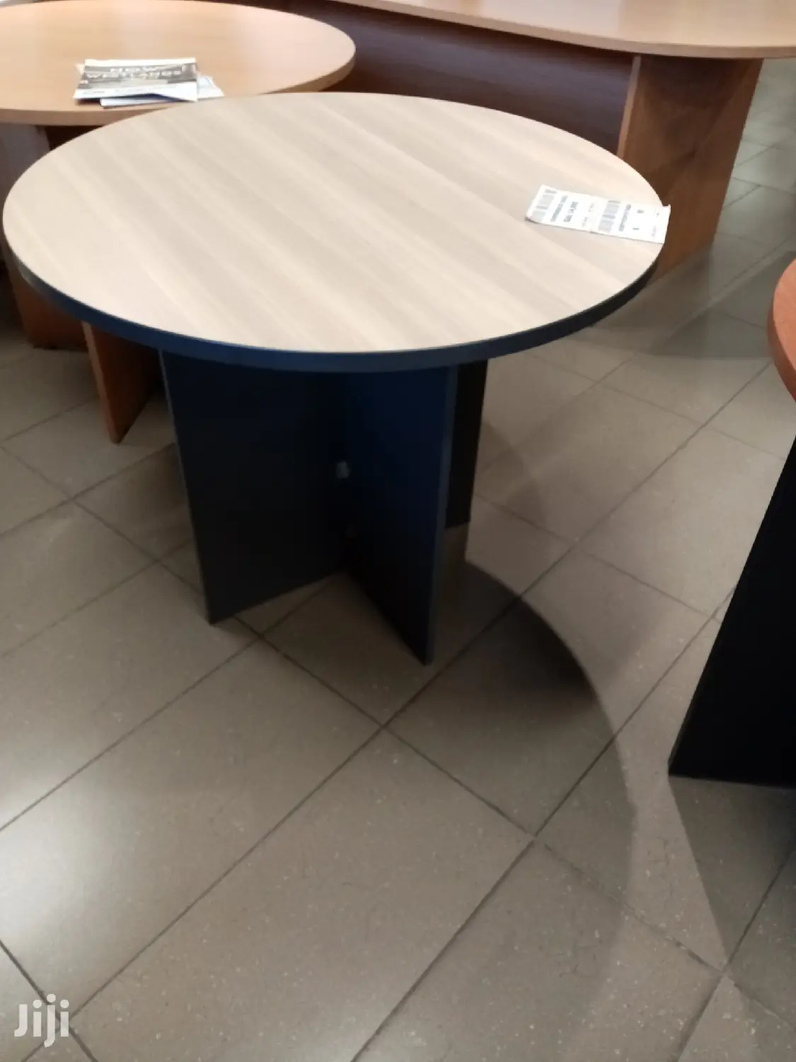 1m Conference Room Table