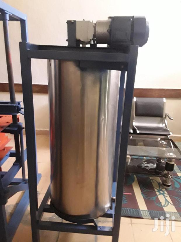Modtec Brand: 100ltrs Liquid Soap Mixer - thumbnail 3