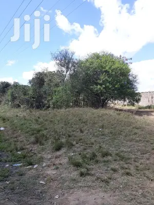 For Sale 1 Acre Touching Mariakani Nairobi Highway