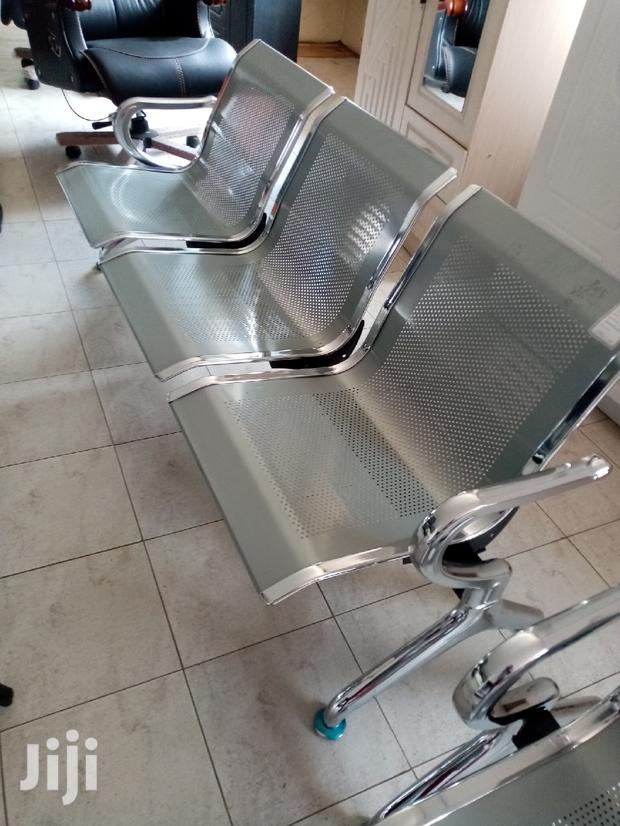 Non Padded Waiting Chair
