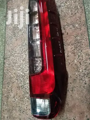 Noah 2014 Taillights
