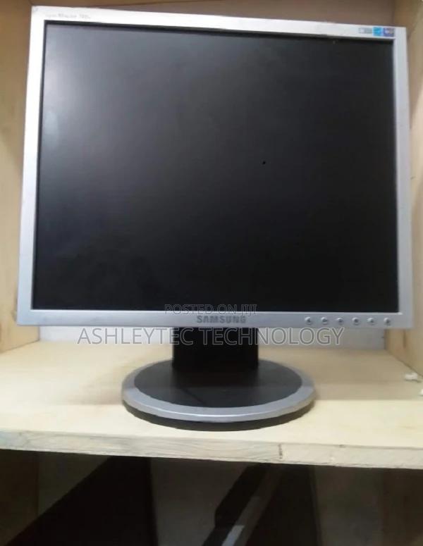 Samsung Nch Monitor - main view