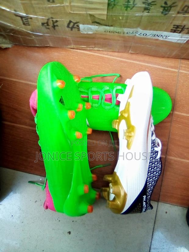 Sports Shoes - thumbnail 5