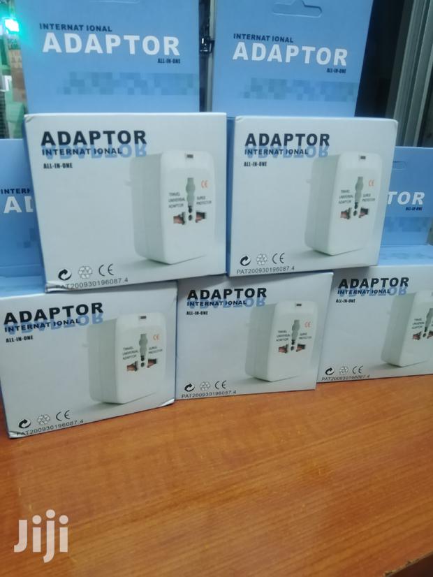 Top Plugs/International Adapter