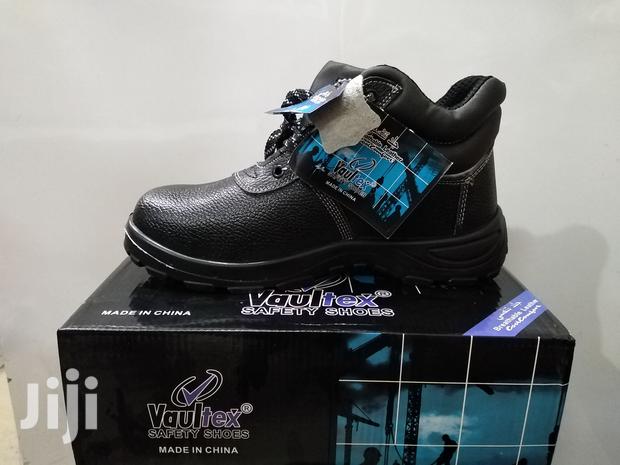 Vaultex Safety Boots - main view
