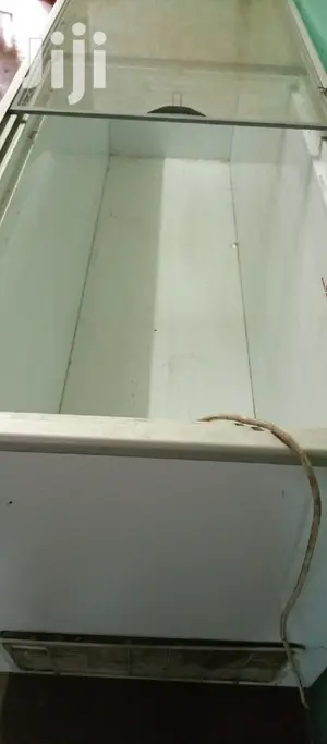 700L Deep Freezer