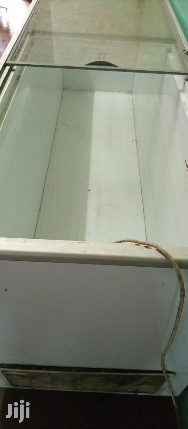 700L Deep Freezer - thumbnail 2