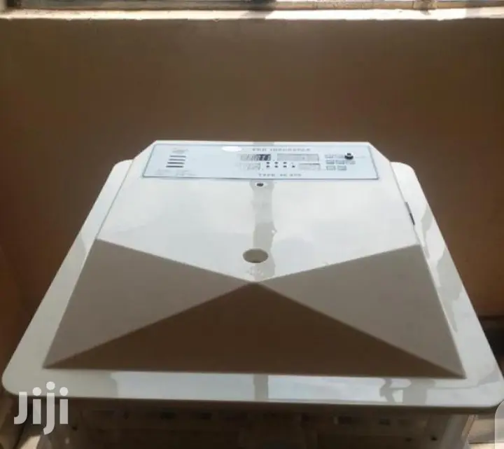 Operational 104 Egg Incubator