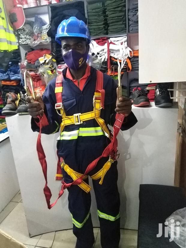 Double Hook Safety Harness - thumbnail 3