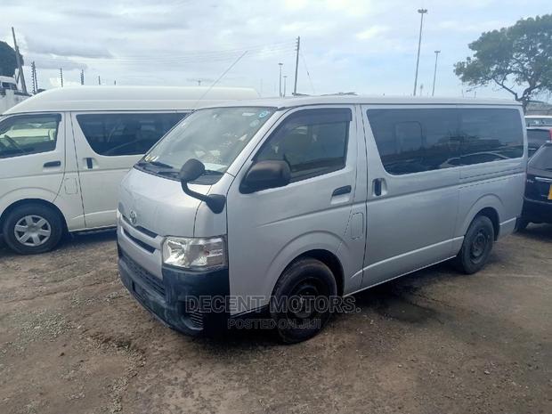 Toyota Hiace 7l Matatu - thumbnail 3
