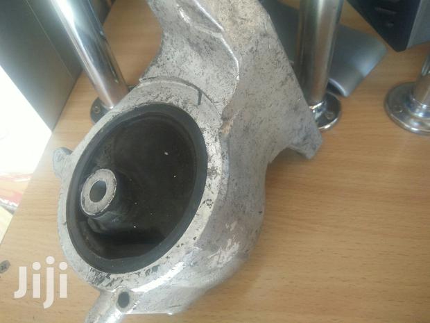 Honda Insight Engine Mount - main view