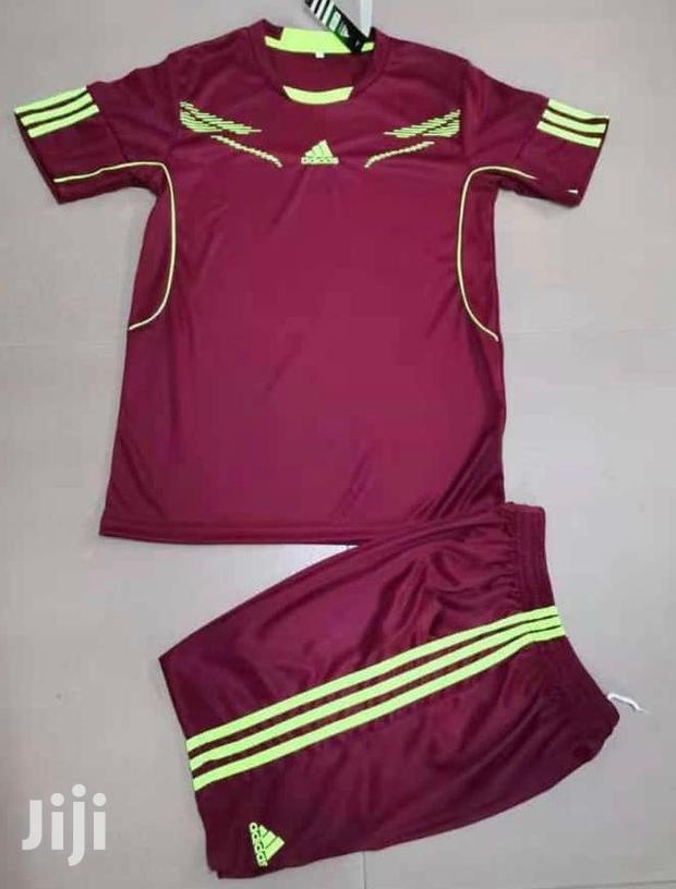 Plain Football Uniform Full Kit - thumbnail 4