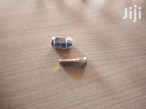 Honda Size 19 Wheel Studs And Nuts - main view