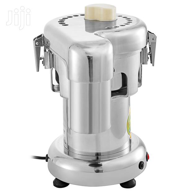 Commercial Juicer - thumbnail 4