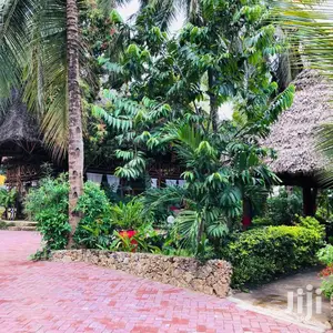 For Sale 2 Acres Land With A 4 Bedrooms Villa Mtwapa