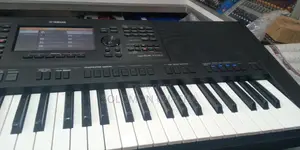 Yamaha Psr- 5X700 Keyboard Touch Screen