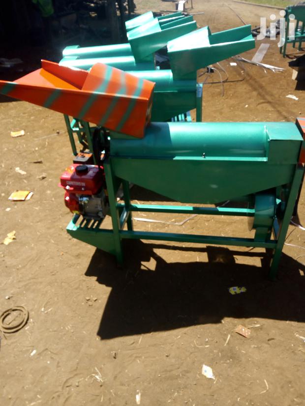 Maize Threshing - thumbnail 2