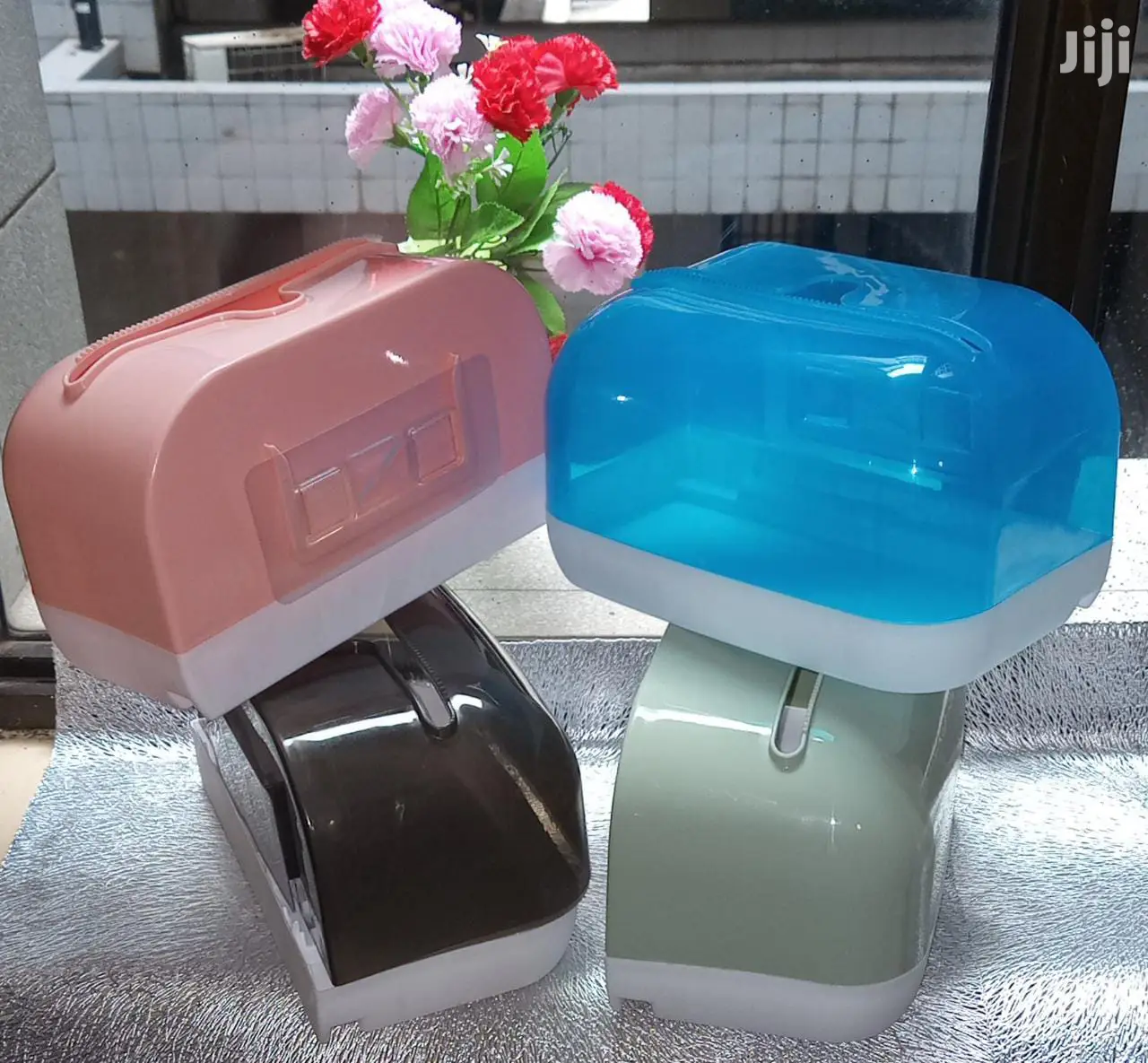 Wide Top Tissue Holder