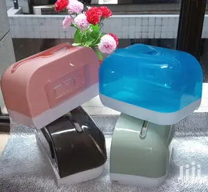 Wide Top Tissue Holder