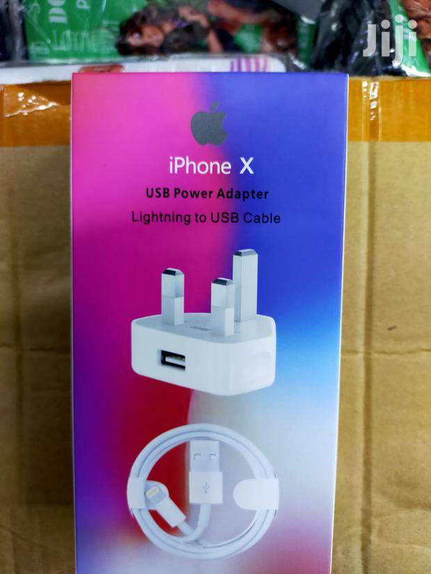 iPhone X Adapter Cable - main view