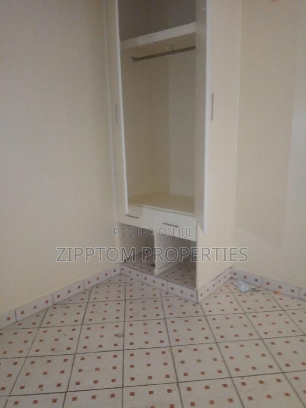 Studio to Let in South B - thumbnail 4