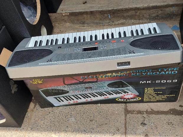Mk 2069 Electronic Keyboard - thumbnail 2